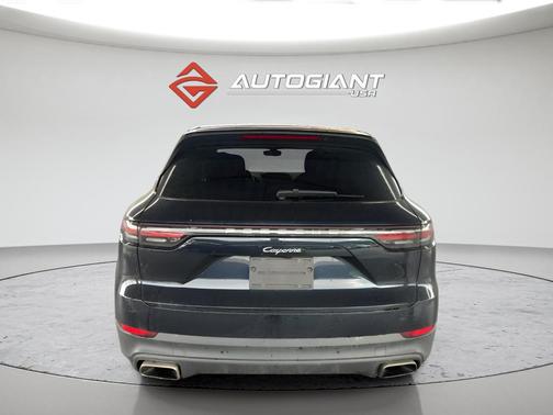 Black 2021 Porsche Cayenne Cayenne