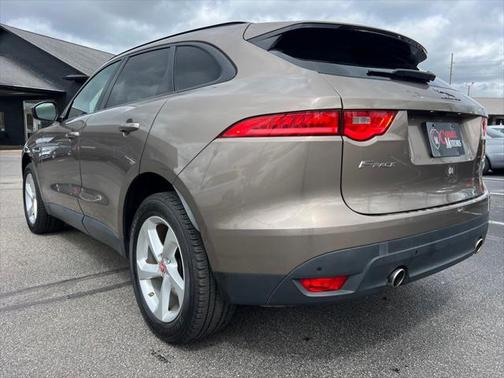 2017 Jaguar F-PACE 35t Premium