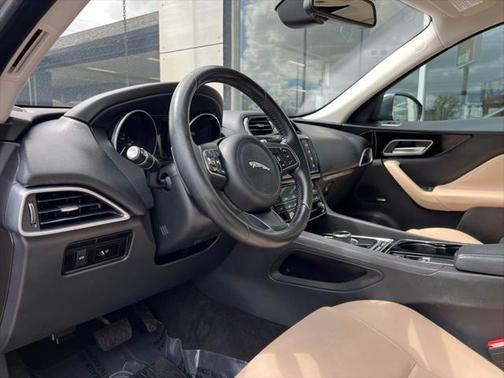 2017 Jaguar F-PACE 35t Premium