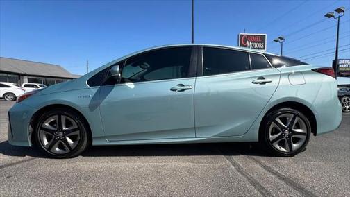 2021 Toyota Prius LE