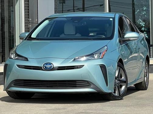 2021 Toyota Prius LE