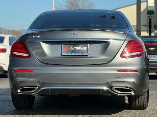 2018 Mercedes-Benz E-Class E 300