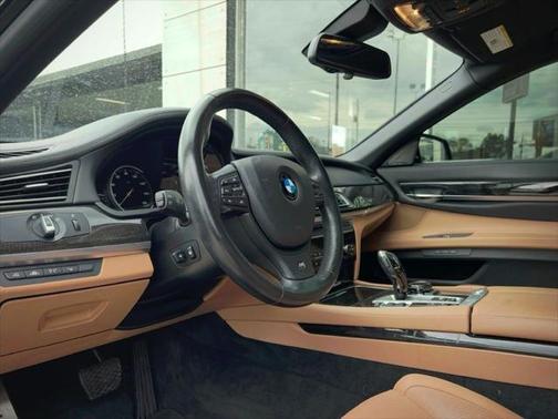 2015 BMW 750 Li
