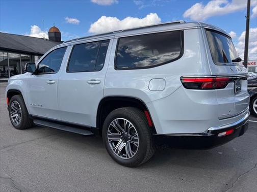 2023 Jeep Wagoneer Series II 4x4