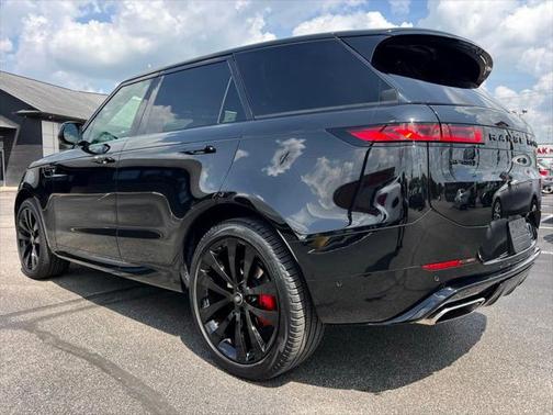 2024 Land Rover Range Rover Sport SE