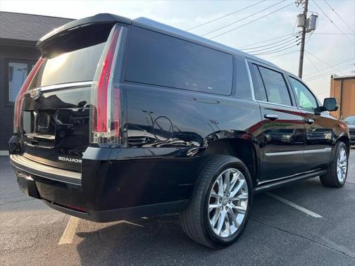 2020 Cadillac Escalade ESV Premium Luxury