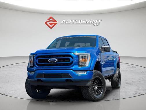 Velocity Blue Metallic 2021 Ford F-150 XLT
