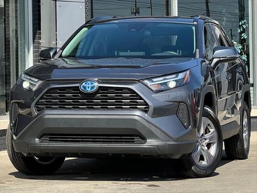 2022 Toyota RAV4 Hybrid XLE