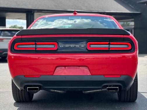 2016 Dodge Challenger R/T Scat Pack