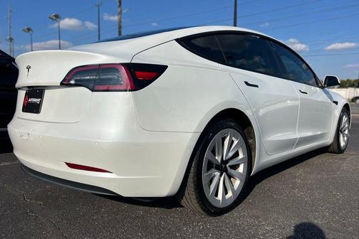 2021 Tesla Model 3 Standard Range Plus