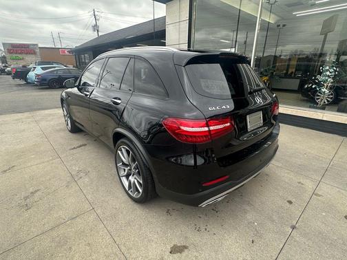 2019 Mercedes-Benz GLC 300 Base