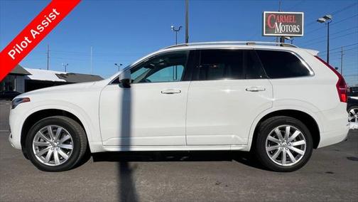 2018 Volvo XC90 T5 Momentum