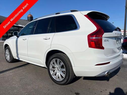 2018 Volvo XC90 T5 Momentum