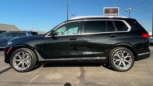 2021 BMW X7 xDrive40i