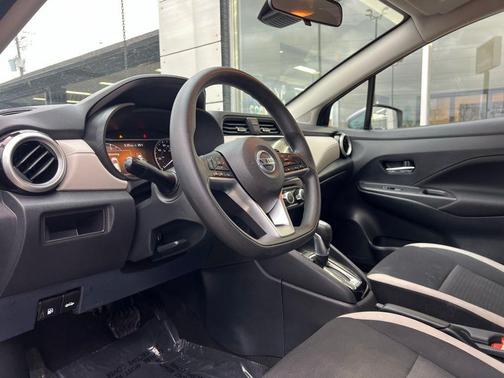 2021 Nissan Versa 1.6 SV