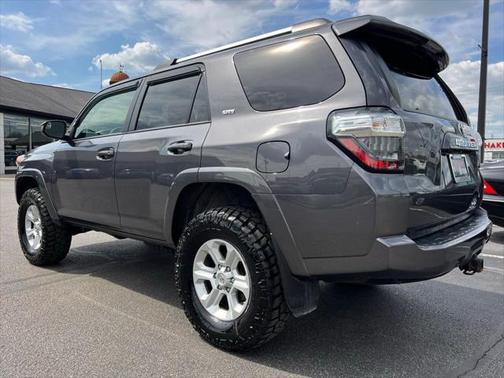 2021 Toyota 4Runner SR5