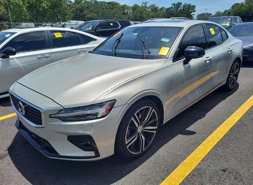 Birch Light Metallic 2020 Volvo S60 T5 R-Design
