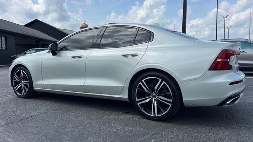 Birch Light Metallic 2020 Volvo S60 T5 R-Design