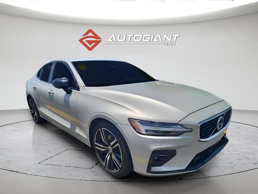 Birch Light Metallic 2020 Volvo S60 T5 R-Design