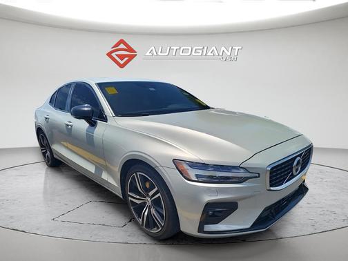 Birch Light Metallic 2020 Volvo S60 T5 R-Design