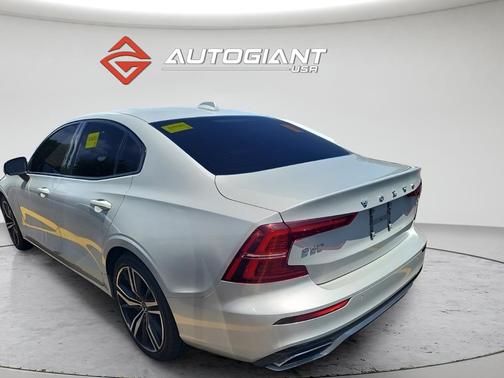 Birch Light Metallic 2020 Volvo S60 T5 R-Design