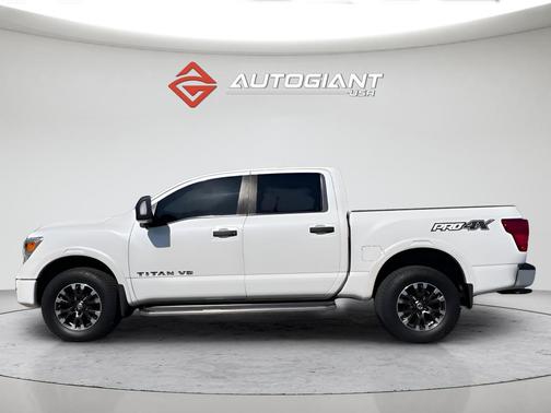 Pearl White Metallic 2018 Nissan Titan PRO-4X