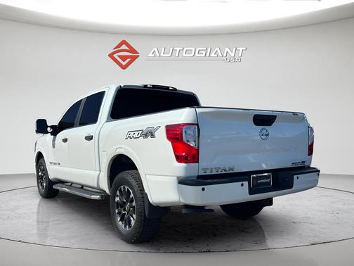 Pearl White Metallic 2018 Nissan Titan PRO-4X