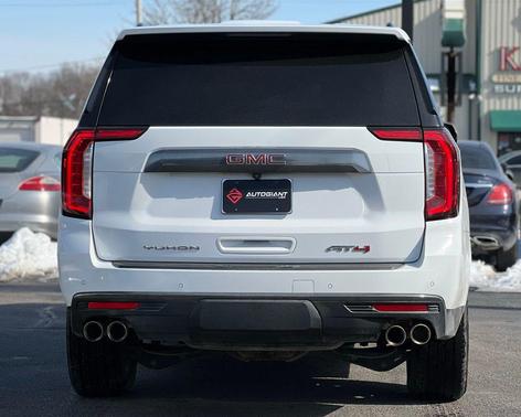 2022 GMC Yukon XL 4WD AT4
