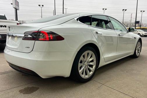 2018 Tesla Model S 75D