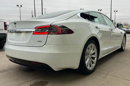 2018 Tesla Model S 75D