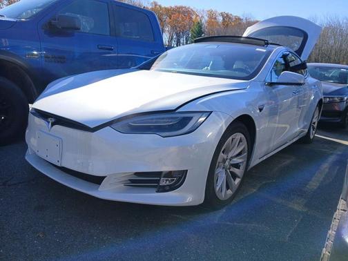 2018 Tesla Model S 75D