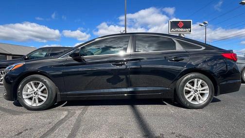 2016 Hyundai SONATA SE