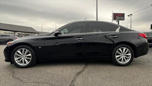 2015 INFINITI Q50 Premium
