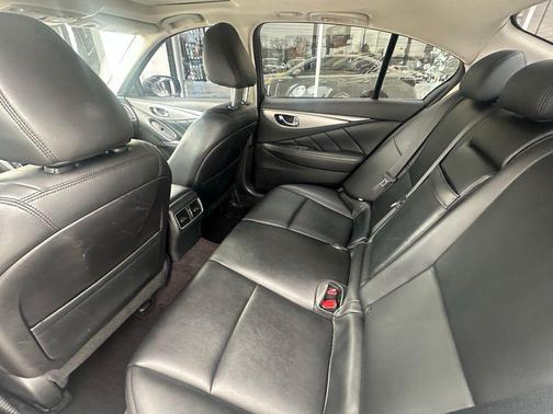 2021 INFINITI Q50 3.0t LUXE