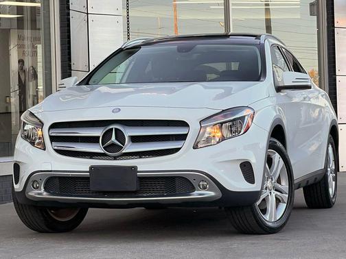 2015 Mercedes-Benz GLA-Class 4MATIC