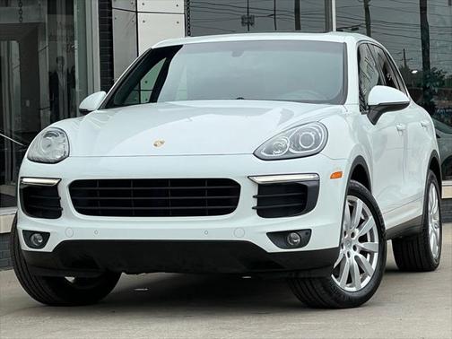 2016 Porsche Cayenne Base