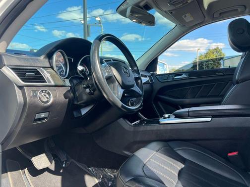 2016 Mercedes-Benz GL-Class 4MATIC