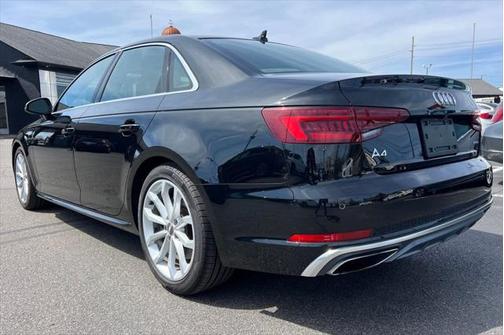 2019 Audi A4 2.0T Premium Plus