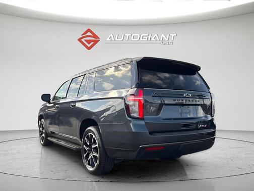 2021 Chevrolet Suburban RST