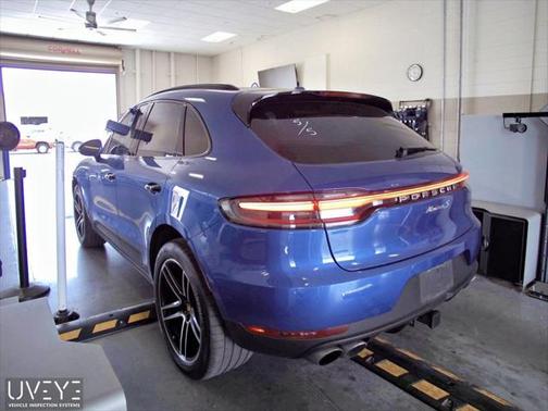 2020 Porsche Macan Base