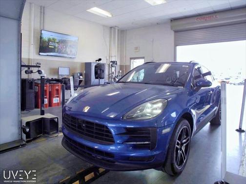 2020 Porsche Macan Base