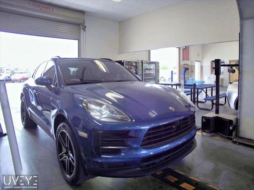 2020 Porsche Macan Base