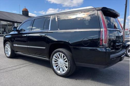 2016 Cadillac Escalade ESV Platinum