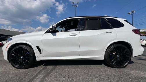 2020 BMW X5 M50i