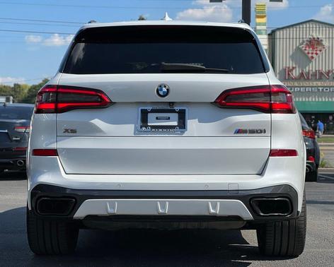 2020 BMW X5 M50i