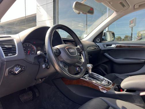 2016 Audi Q5 2.0T Premium Plus