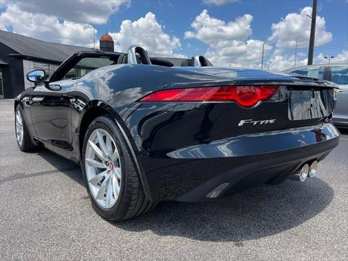 2015 Jaguar F-TYPE Base