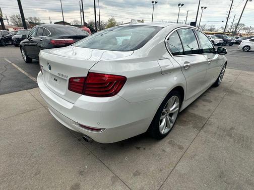 Alpine White 2016 BMW 535 xDrive