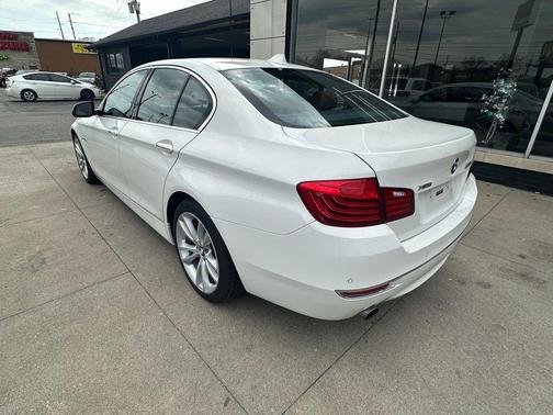 Alpine White 2016 BMW 535 xDrive