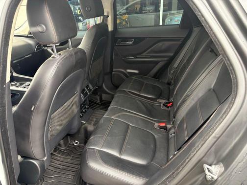 2020 Jaguar F-PACE Prestige P250 AWD Automatic